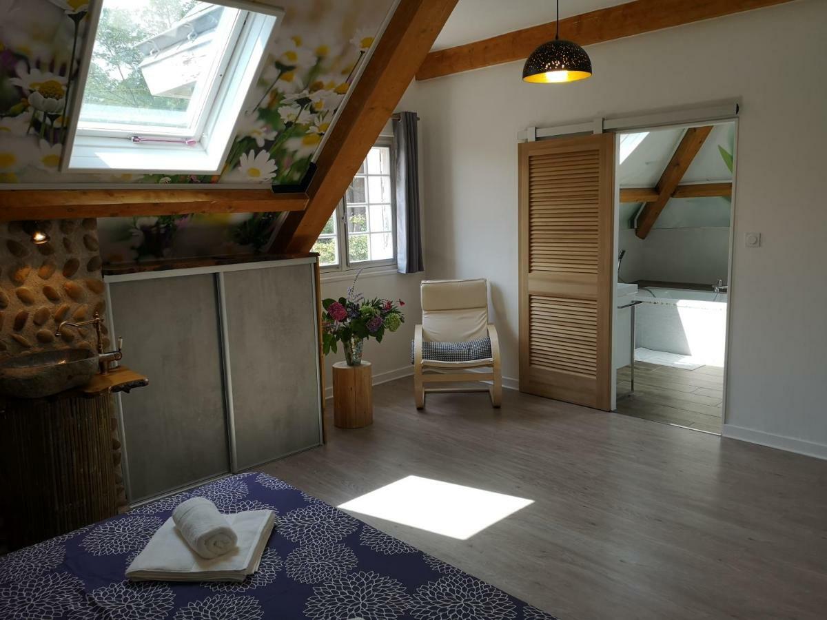 Bellevue Bed and Breakfast Chateauneuf-de-Galaure Exteriör bild